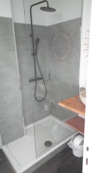 Appartement Avec Piscine Proche De La Mer 레트루아질레 외부 사진